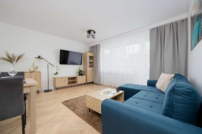 Goplańska Stylish Apartment with Balcony Warsaw by Noclegi Renters